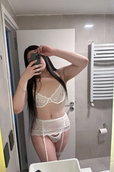 Angeles Vixyn (21 años) — Recoleta, Argentina - 21