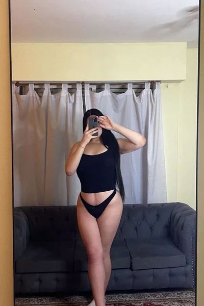 Angeles Vixyn (21 años) — Recoleta, Argentina - 63
