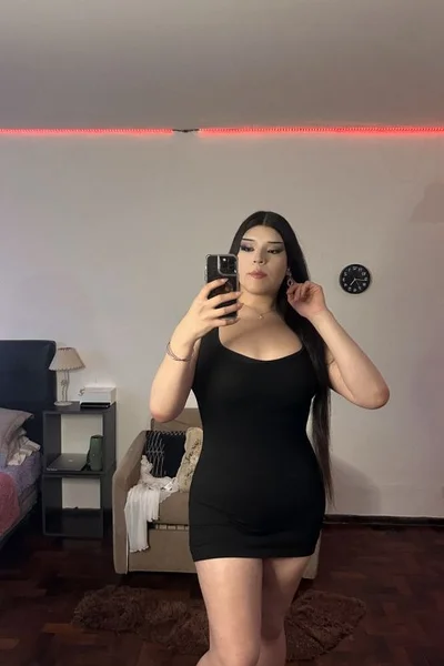 Angeles Vixyn, Recoleta