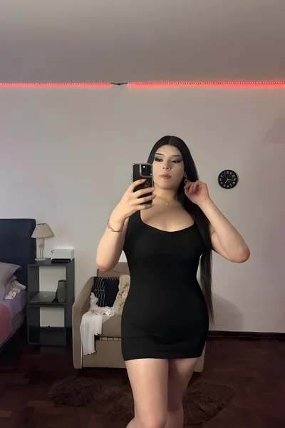 Angeles Vixyn (21 años) — CABA / Recoleta