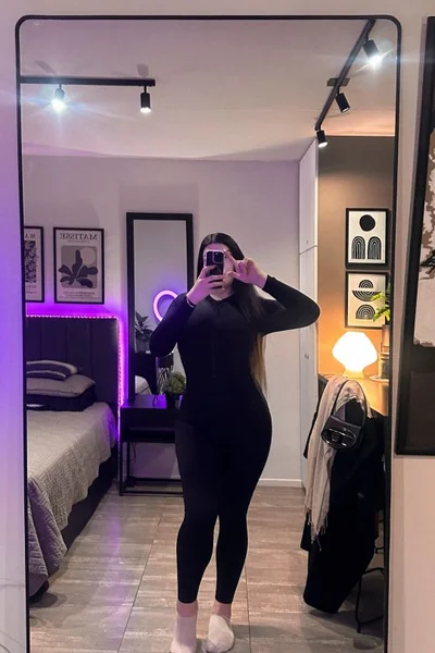 Angeles Vixyn (21 años) — Recoleta, Argentina - 14