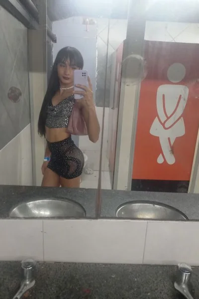 Lulu (22 años) — Recoleta, Argentina - 20