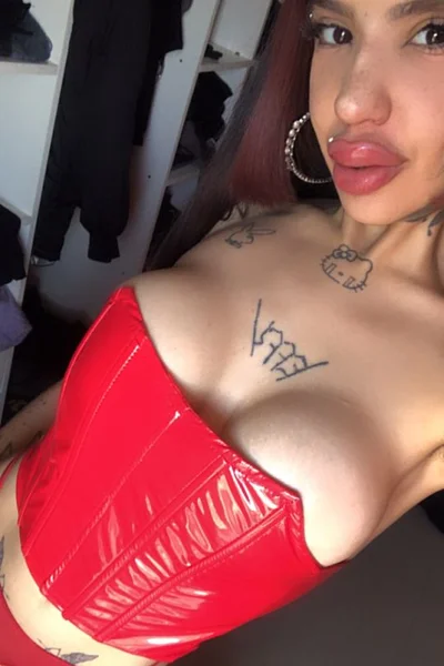 Valentina (29 years) — Balvanera, Argentina - 10