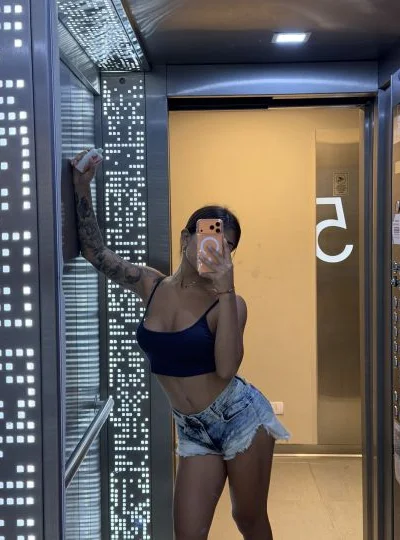 Luna D (22 años) — Almagro, Argentina - 14