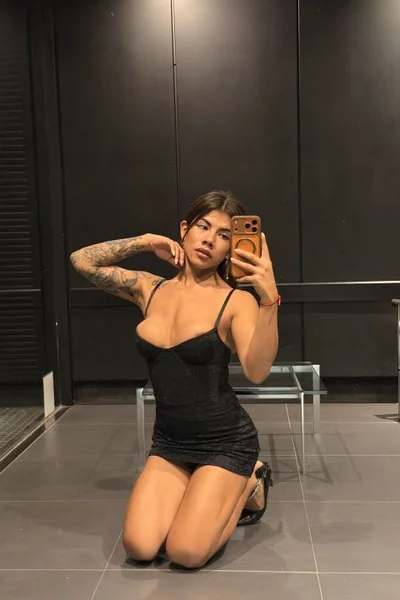 Luna D (22 años) — Almagro, Argentina - 36