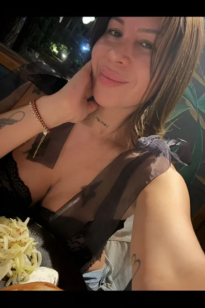 Luna (32 años) — Pinamar, Argentina - 60