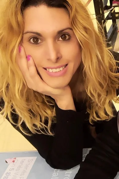 Paula Saez (36 anos) — Microcentro, Argentina - 161