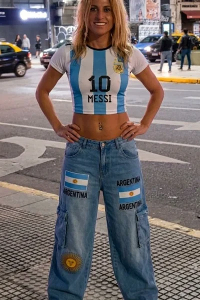 Paula Saez (36 anos) — Microcentro, Argentina - 58