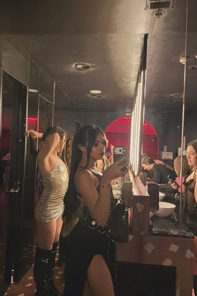 Kathlyn (20 anos) — Palermo, Argentina - 14