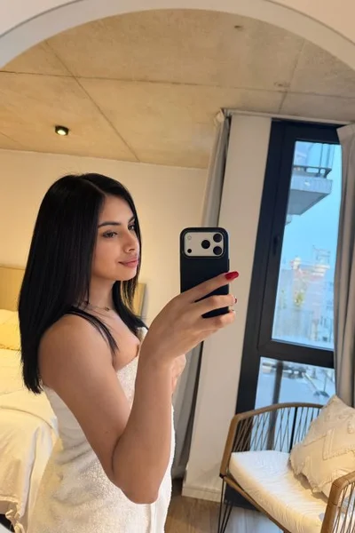 Kathlyn (20 anos) — Palermo, Argentina - 10