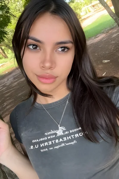 Kathlyn (20 years) — Palermo