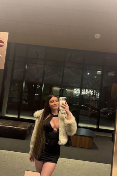 Agostina Trans Op (24 years) — Puerto Madero, Argentina - 4