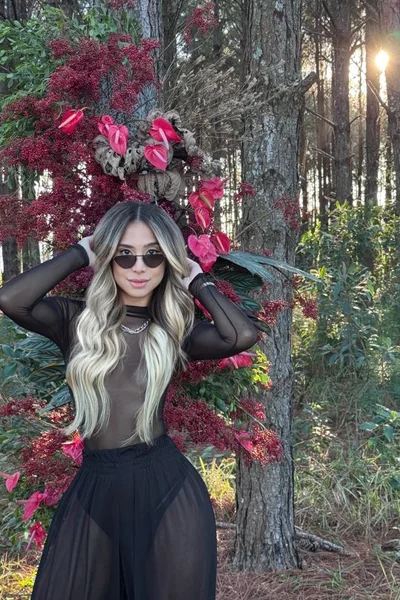 Alice Grecco (26 anos) — Recoleta, Argentina - 4