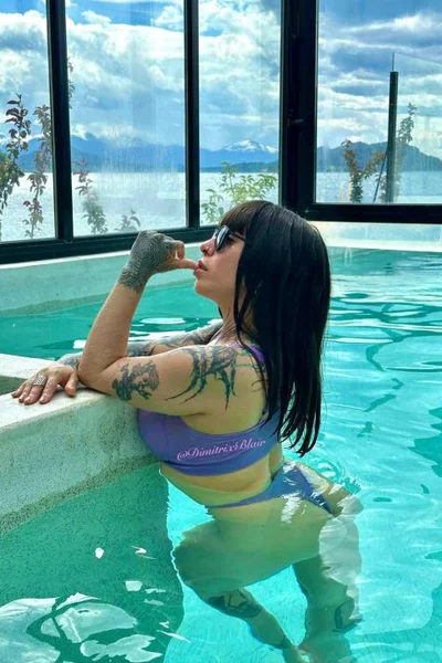 Blair (26 anos) — Confluencia, Argentina - 27