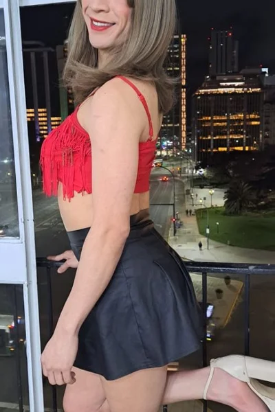 Valeria Parisi (26 años) — Obelisco, Argentina - 4