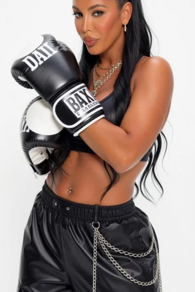 Agustina Gonzaga - 22