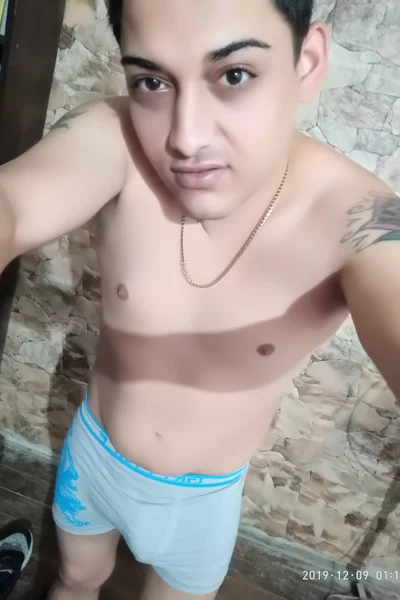 Yimi Diaz (23 años) — La Comercial, Uruguay - 9