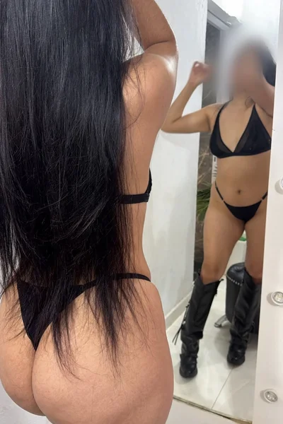 Isis (23 años) — Santa Fe / Rosario