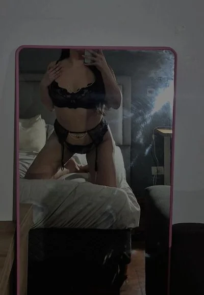 Selene (22 años) — Caballito, Argentina - 3