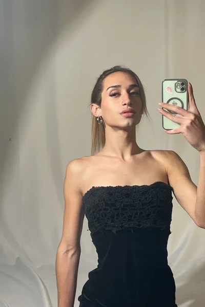 Deian (22 years) — Lomas de Zamora, Argentina - 2
