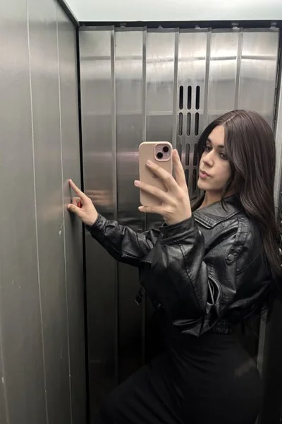 Alexa B (24 años) — Palermo, Argentina - 16