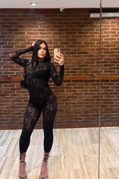 Alexa B (24 años) — Palermo, Argentina - 17