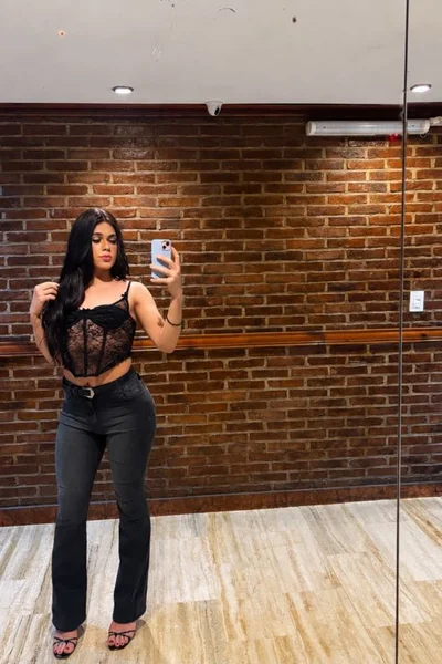 Alexa B (24 años) — Palermo, Argentina - 21
