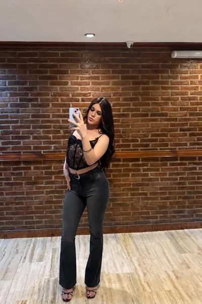 Alexa B (24 años) — Palermo, Argentina - 22