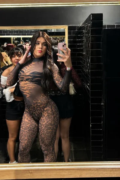 Alexa B (24 años) — Palermo, Argentina - 25