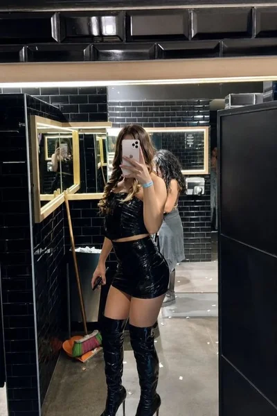 Alexa B (24 años) — Palermo, Argentina - 45