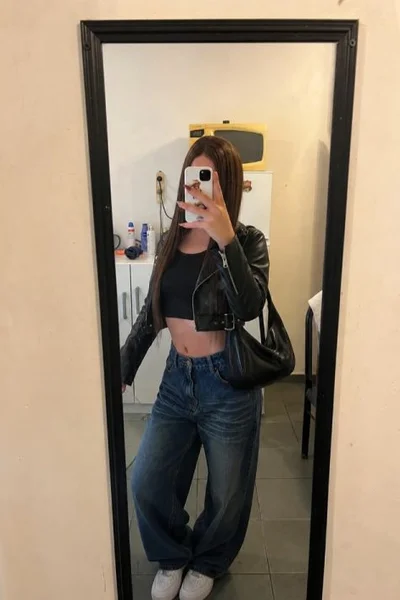 Alexa B (24 años) — Palermo, Argentina - 59
