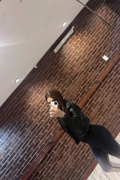 Alexa B (24 años) — Palermo, Argentina - 66