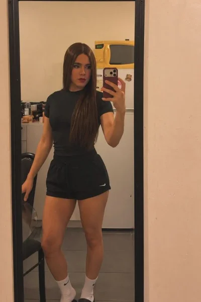 Alexa B (24 años) — Palermo, Argentina - 53