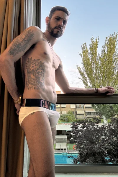 Julio (30 años) — Madrid, España - 1
