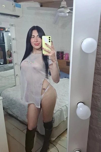 Chiara (32 años) — Lomas de Zamora, Argentina - 23