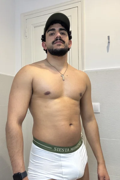 César (29 anos) — Madrid, España - 6