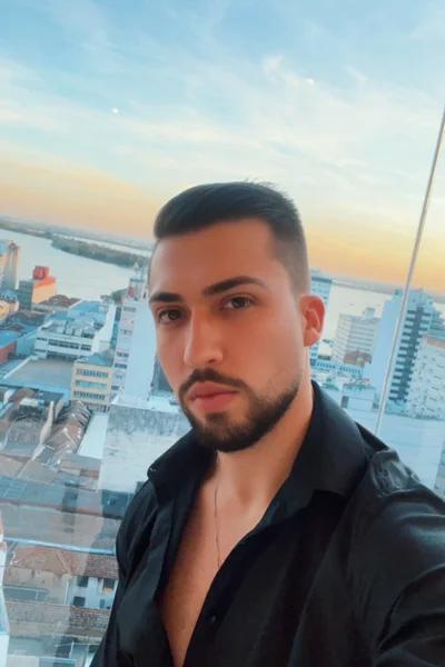 Apollo (24 años) — São Paulo, Brasil - 23