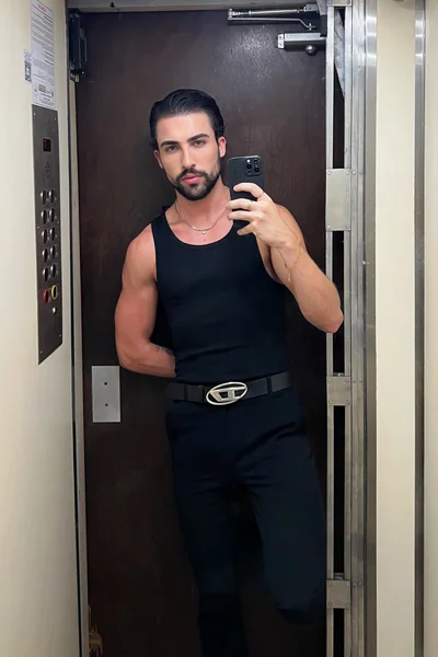 Apollo (24 años) — São Paulo, Brasil - 10