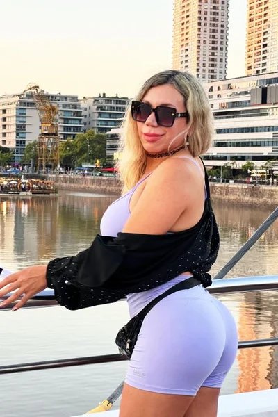 Luly Hot (31 años) — Confluencia, Argentina - 8