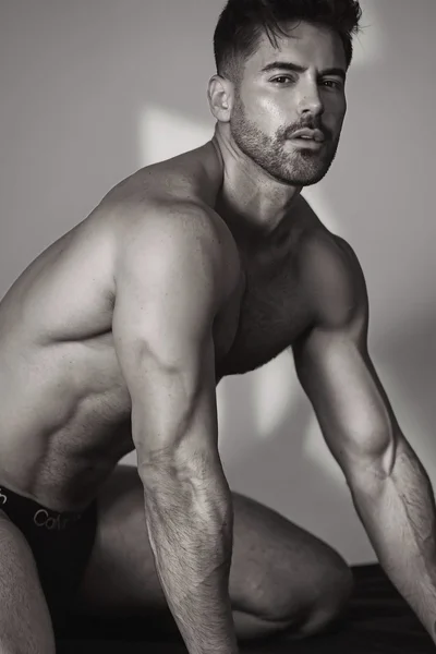 Lorenzo (29 anos) — Madrid, España - 41
