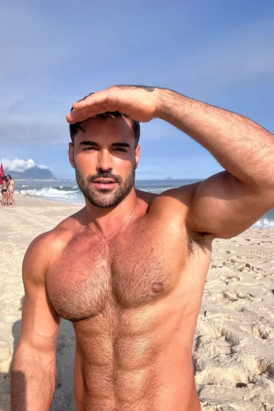 Lorenzo (29 anos) — Madrid, España - 36