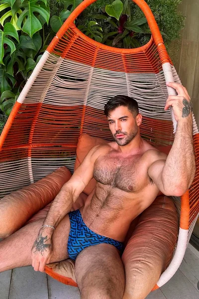 Lorenzo (29 anos) — Madrid, España - 35