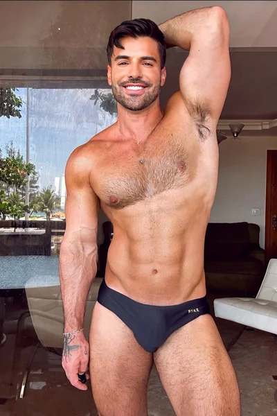 Lorenzo (29 anos) — Madrid, España - 30