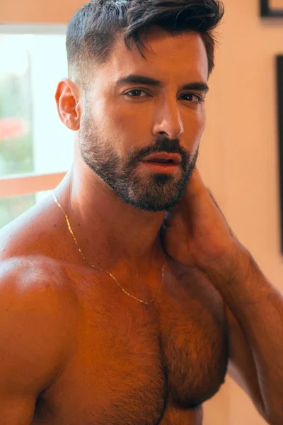 Lorenzo (29 anos) — Madrid, España - 17