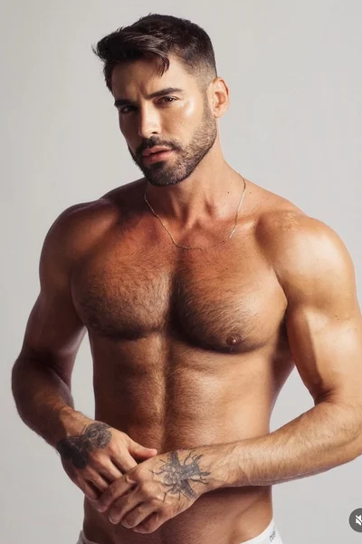 Lorenzo (29 anos) — Madrid, España - 11