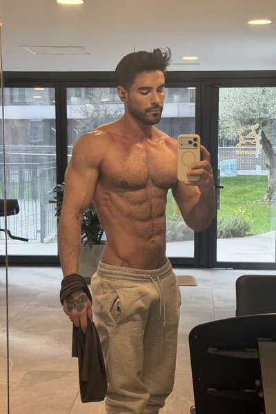 Lorenzo (29 anos) — Madrid, España - 29