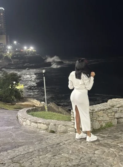 Valentina Luna (28 anos) — Microcentro, Argentina - 21