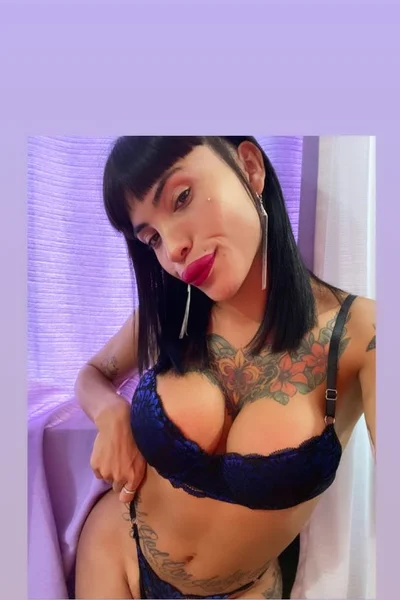 Valentina Luna (28 anos) — Microcentro, Argentina - 64