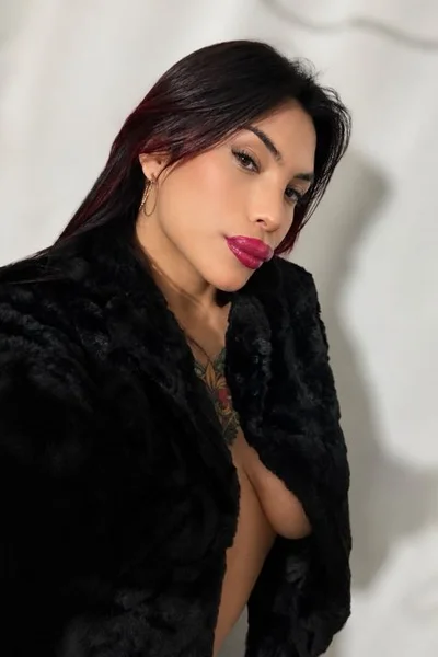 Valentina Luna (28 anos) — Microcentro, Argentina - 7