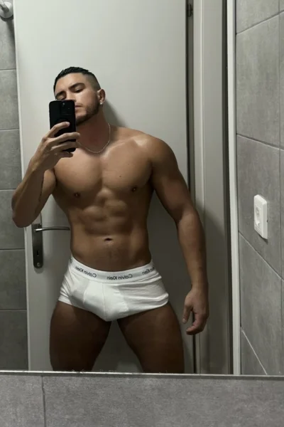 Andrés (27 años) — Madrid, España - 1